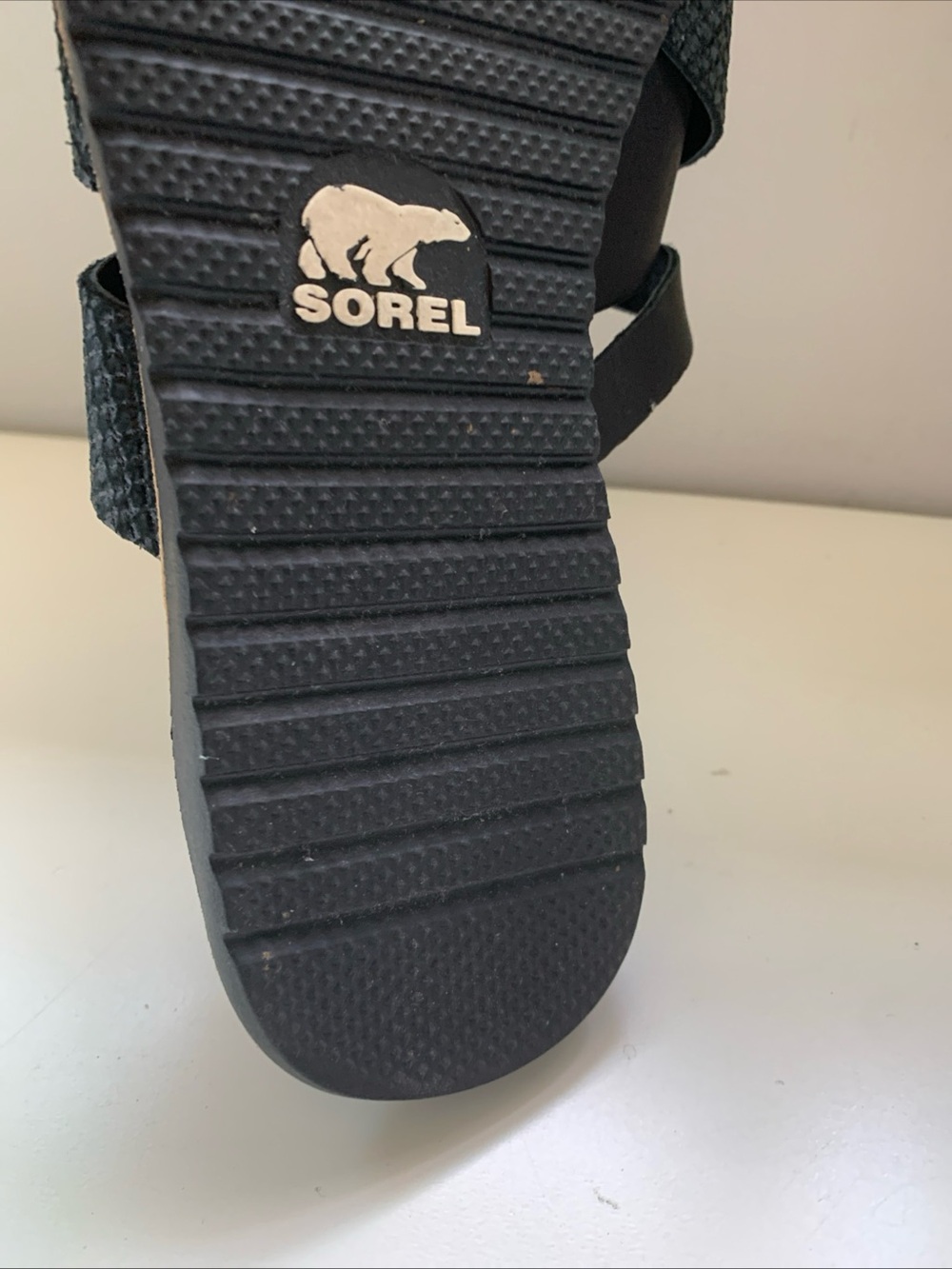 *NWOT* Sorel Ella size 8 black leather slip on strappy flat sandals - Picture 5 of 6